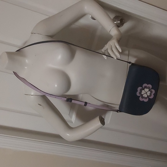 KATE SPADE NEW YORK REILEY FLAP SPADE APPLIQUÉ MINI CROSSBODY BAG - Picture 9 of 9